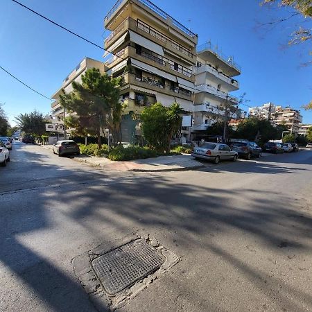 Apartment Near The Center Of Glyfada Atény Exteriér fotografie