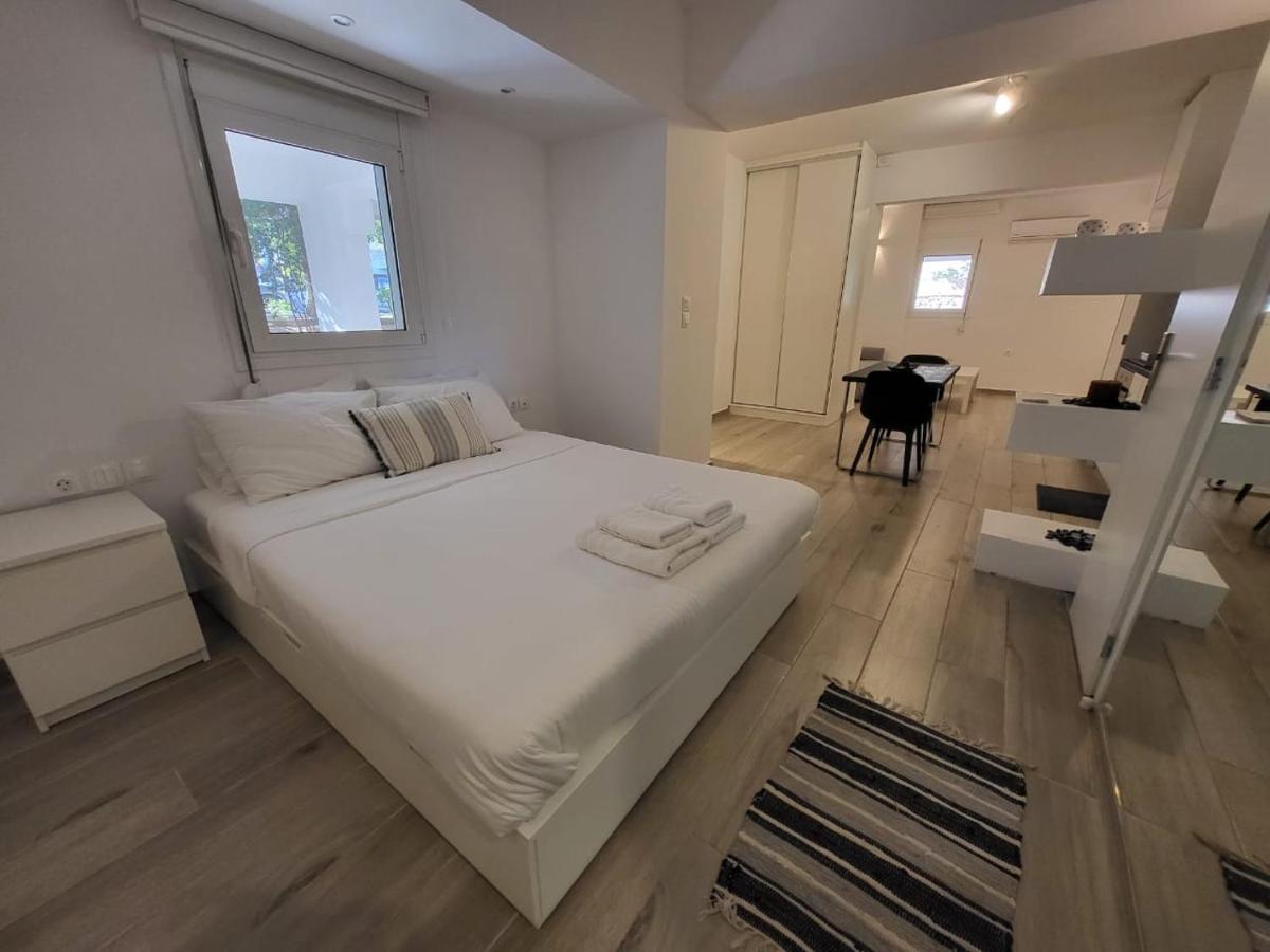 Apartment Near The Center Of Glyfada Atény Exteriér fotografie