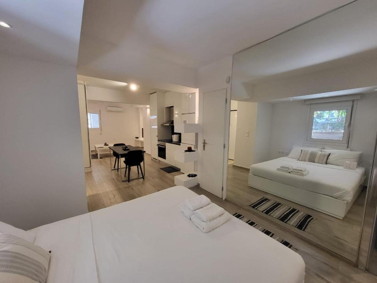Apartment Near The Center Of Glyfada Atény Exteriér fotografie