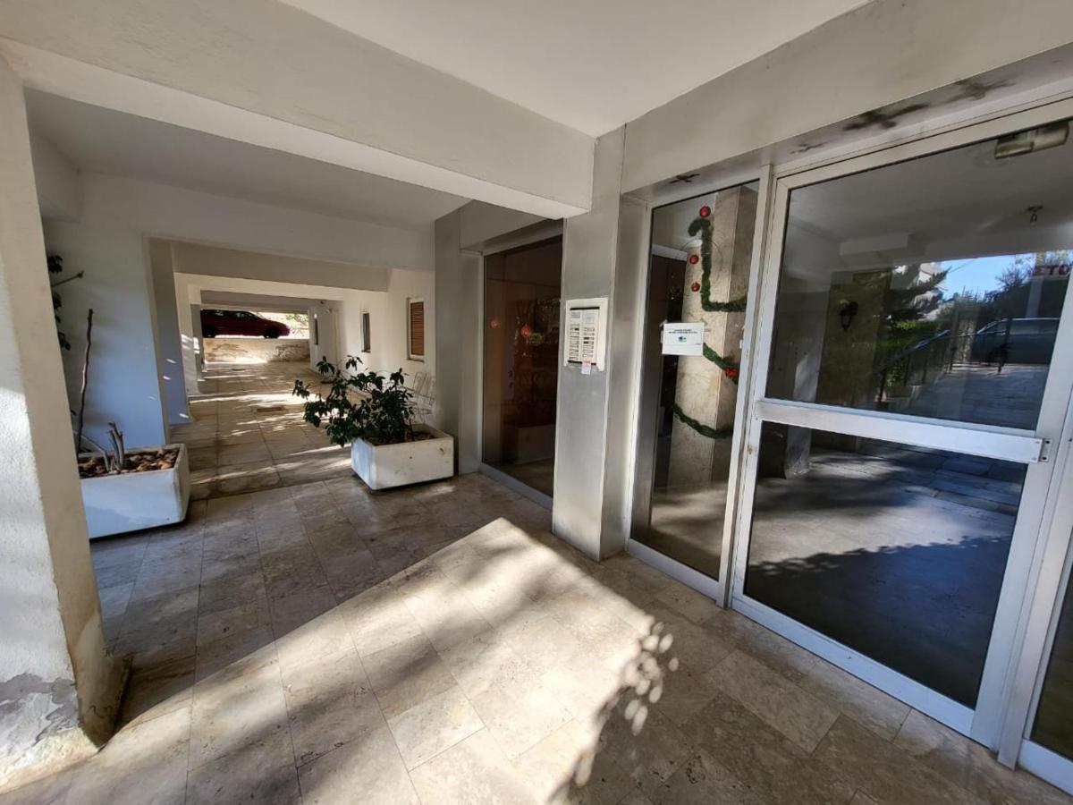Apartment Near The Center Of Glyfada Atény Exteriér fotografie