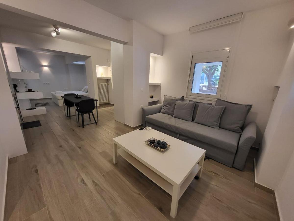 Apartment Near The Center Of Glyfada Atény Exteriér fotografie