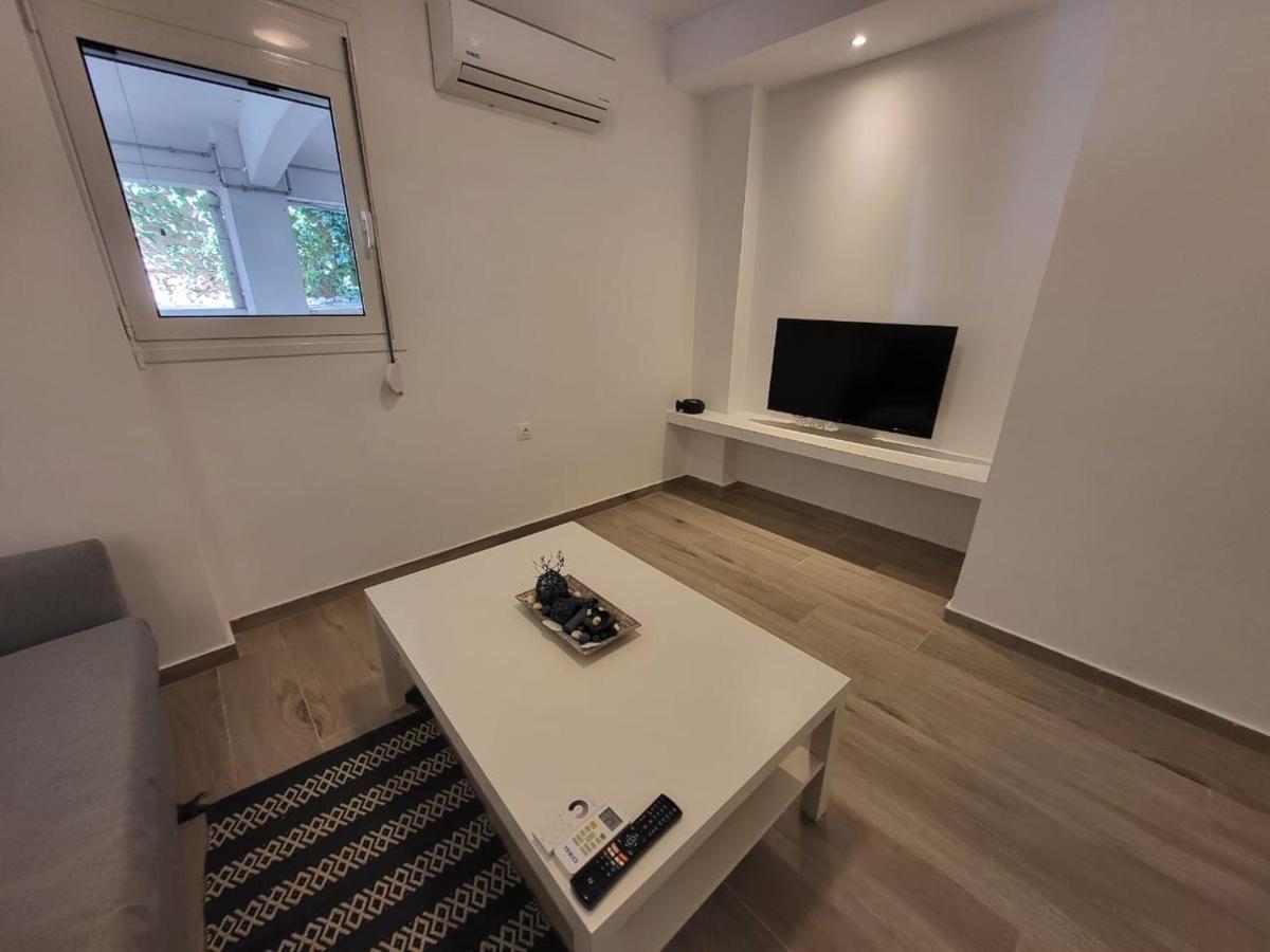 Apartment Near The Center Of Glyfada Atény Exteriér fotografie